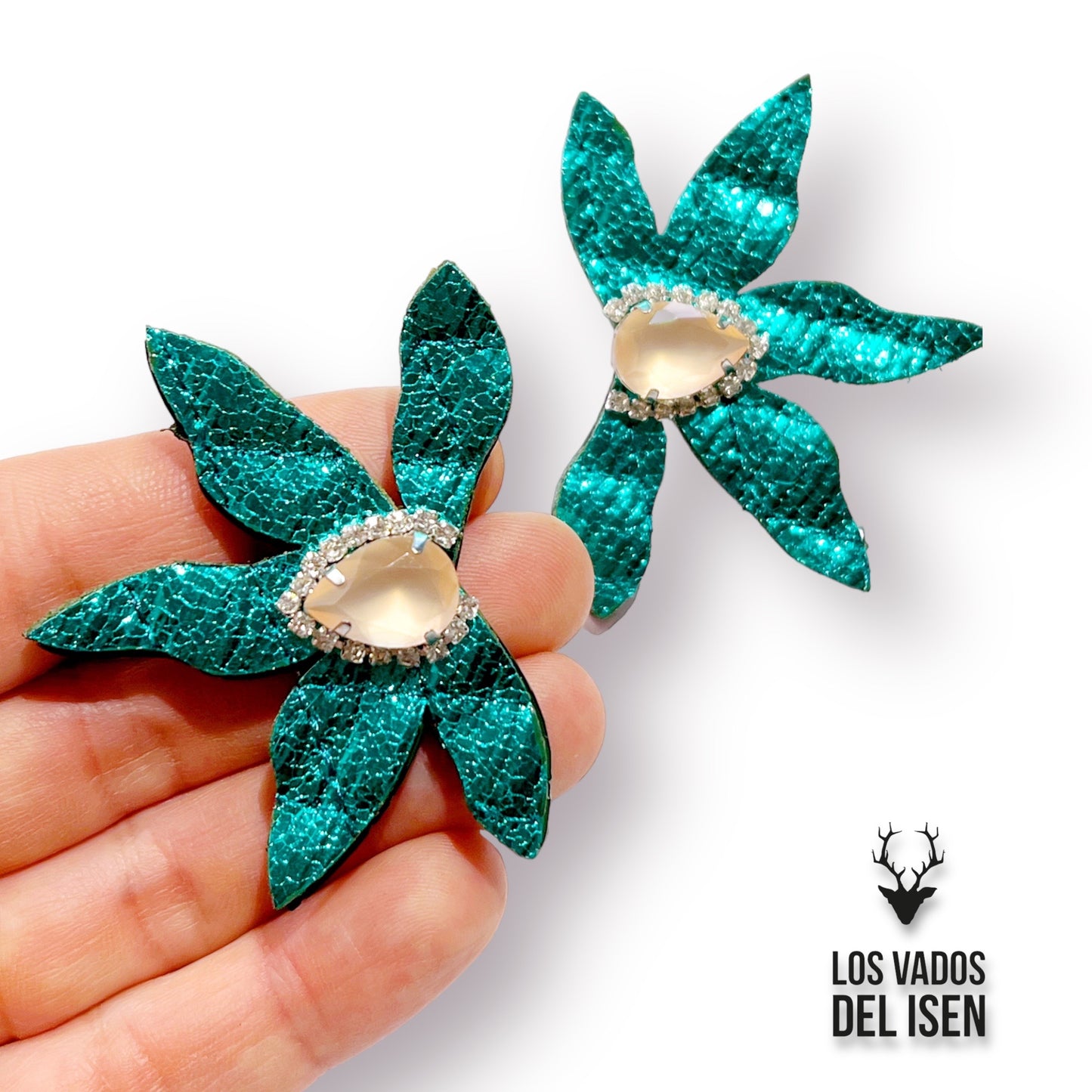 Pendientes de bisutería artesanal. Tienda de complementos, pendientes artesanales de diseño original